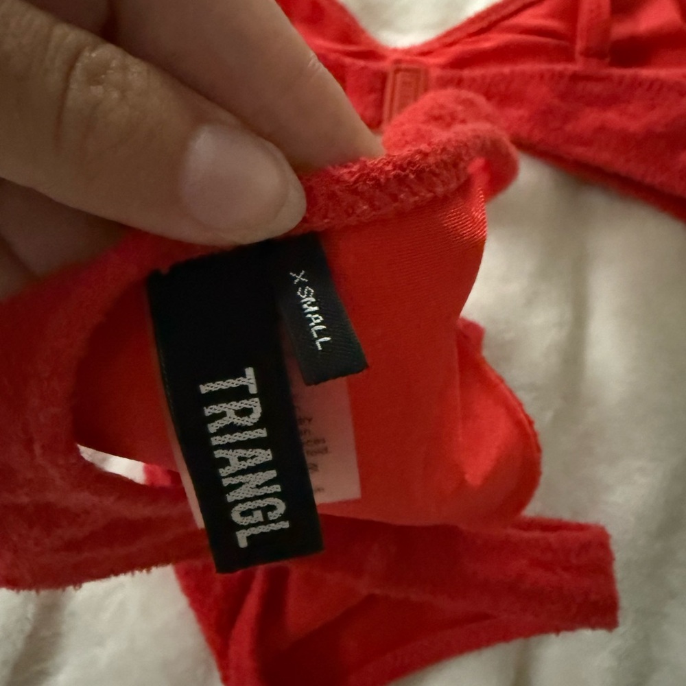 Red Bikini Set - Picture 3 of 4
